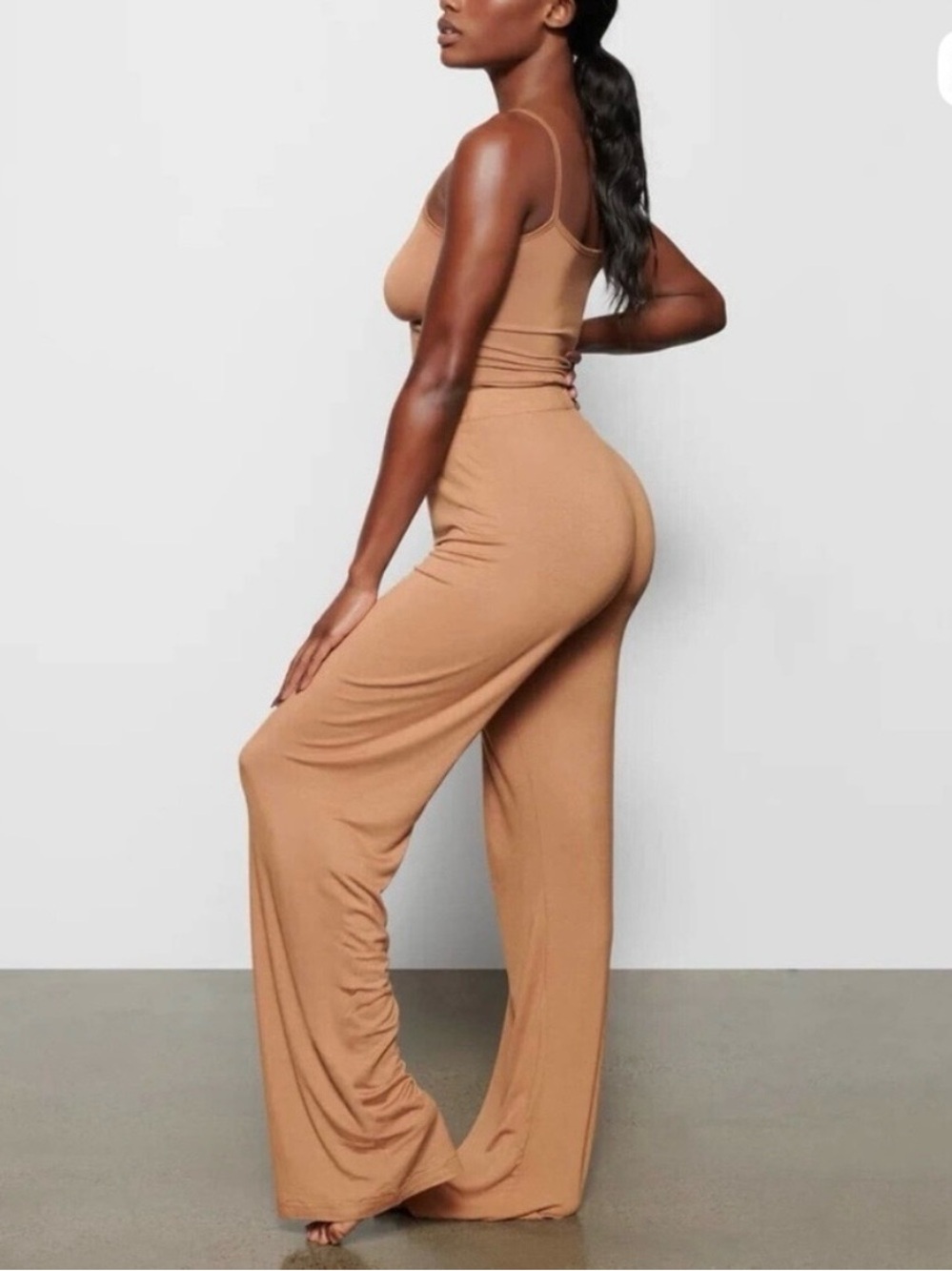 Skims Medium Tan Ribbed Lounge Pants